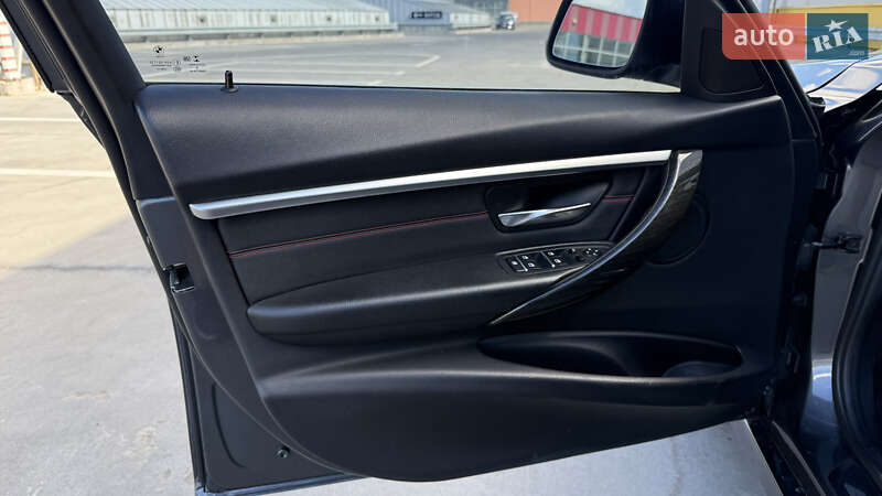 Седан BMW 3 Series 2017 в Киеве