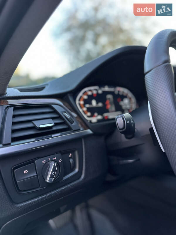 Седан BMW 3 Series 2013 в Хмельницькому