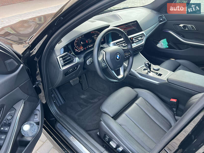 Седан BMW 3 Series 2021 в Харькове