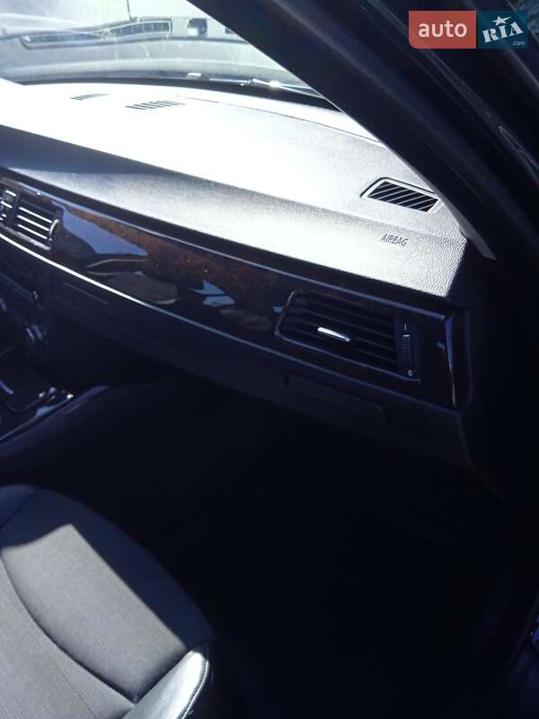 Седан BMW 3 Series 2008 в Винниках