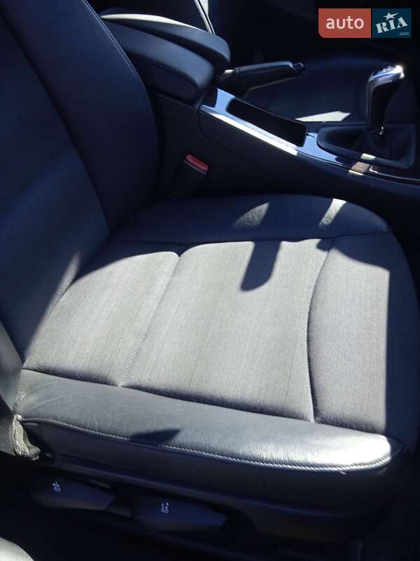 Седан BMW 3 Series 2008 в Винниках