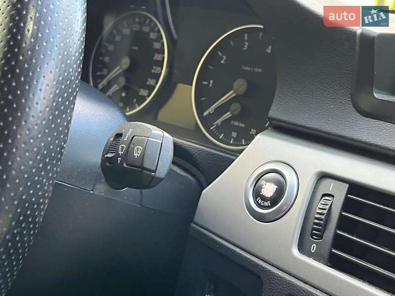 Седан BMW 3 Series 2006 в Києві