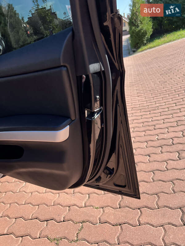 Универсал BMW 3 Series 2012 в Черновцах