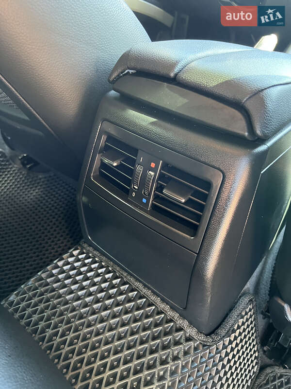 Универсал BMW 3 Series 2012 в Черновцах