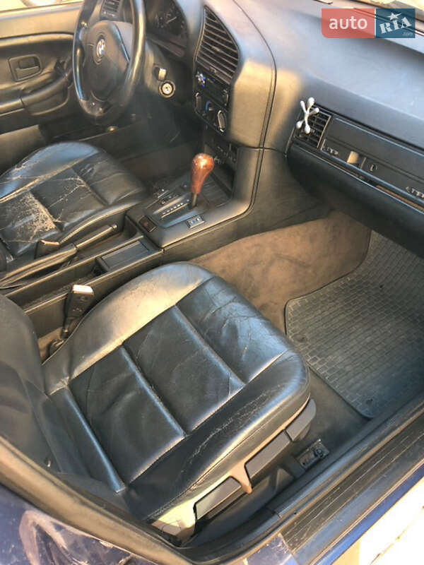 Седан BMW 3 Series 1992 в Тернополе