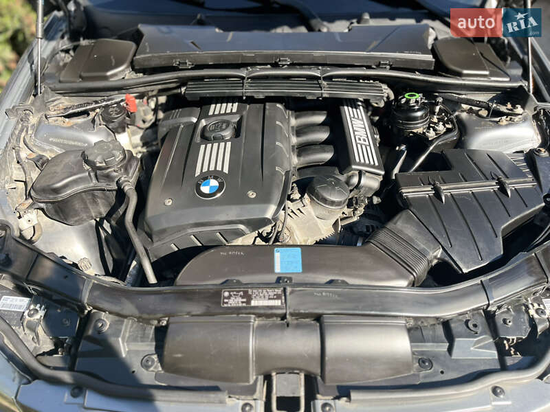 Седан BMW 3 Series 2010 в Одессе фото 4 Седан BMW 3 Series 2010 в Одессе