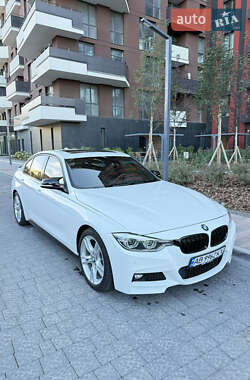 Седан BMW 3 Series 2016 в Вінниці