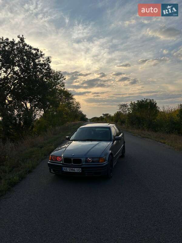 BMW 3 Series 1992 BMW 3 Series 1992