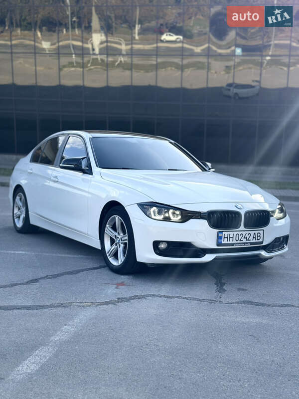 Седан BMW 3 Series 2013 в Запорожье фото 2 Седан BMW 3 Series 2013 в Запорожье