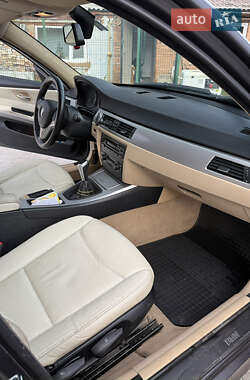 Седан BMW 3 Series 2005 в  фото 12 Седан BMW 3 Series 2005 в