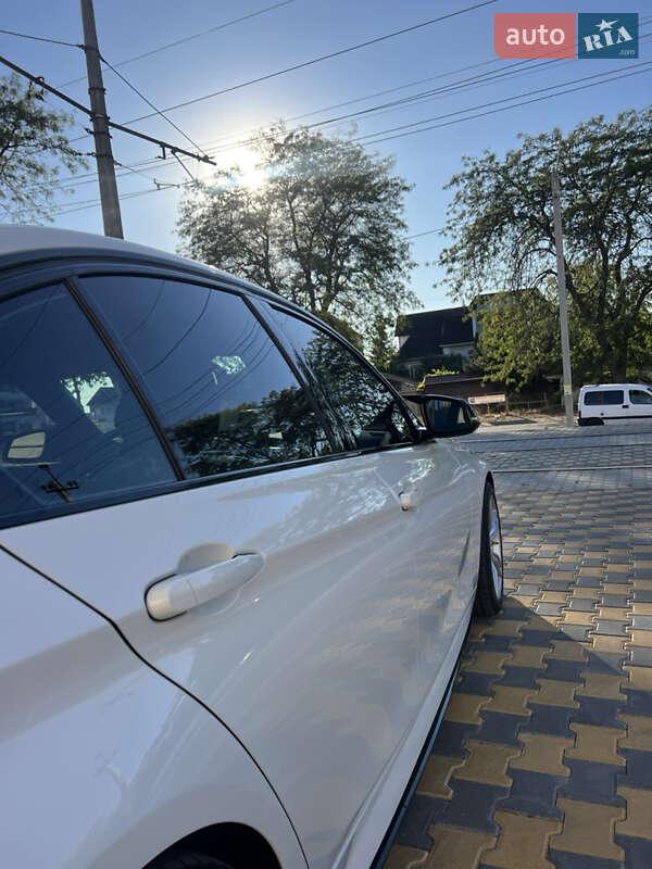 Седан BMW 3 Series 2015 в Одессе фото 5 Седан BMW 3 Series 2015 в Одессе