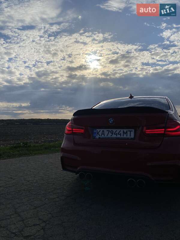 Седан BMW 3 Series 2016 в Полтаве