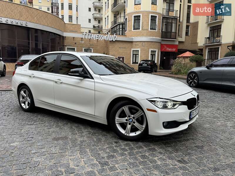 Седан BMW 3 Series 2015 в Києві