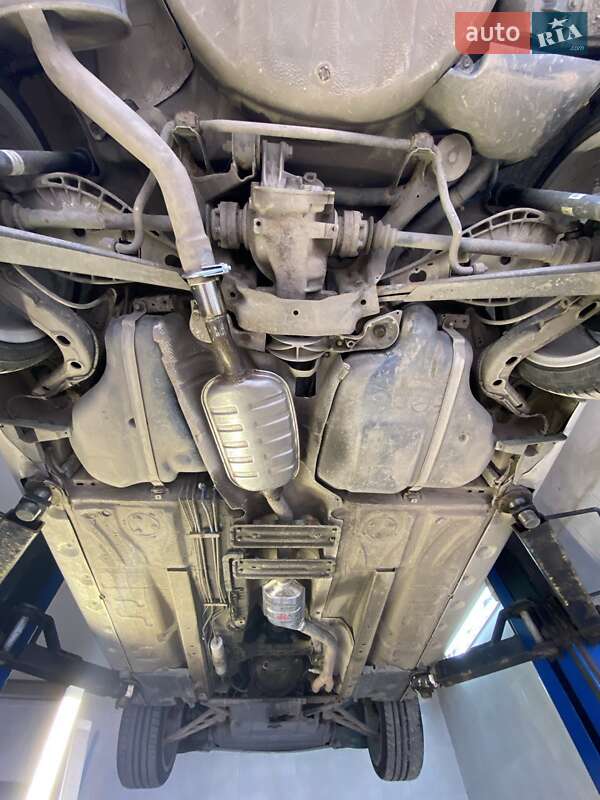 Седан BMW 3 Series 2000 в Львові