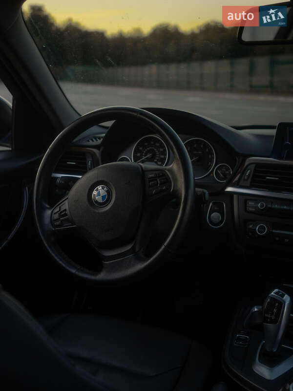 Седан BMW 3 Series 2012 в Вінниці