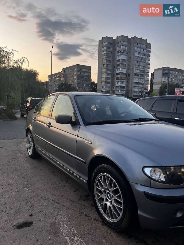 BMW 3 Series 2003