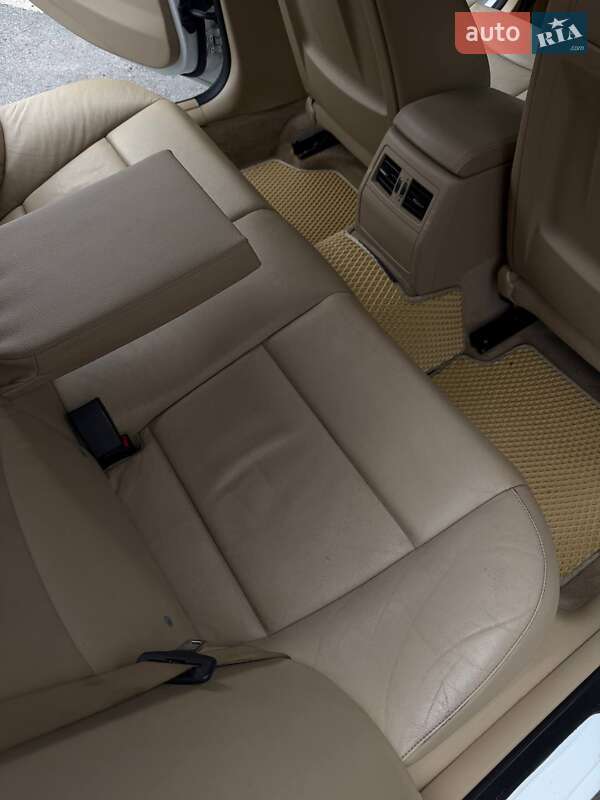 Седан BMW 3 Series 2010 в Тернополе