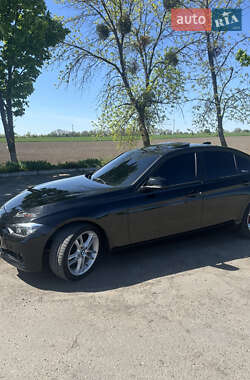 Седан BMW 3 Series 2013 в 