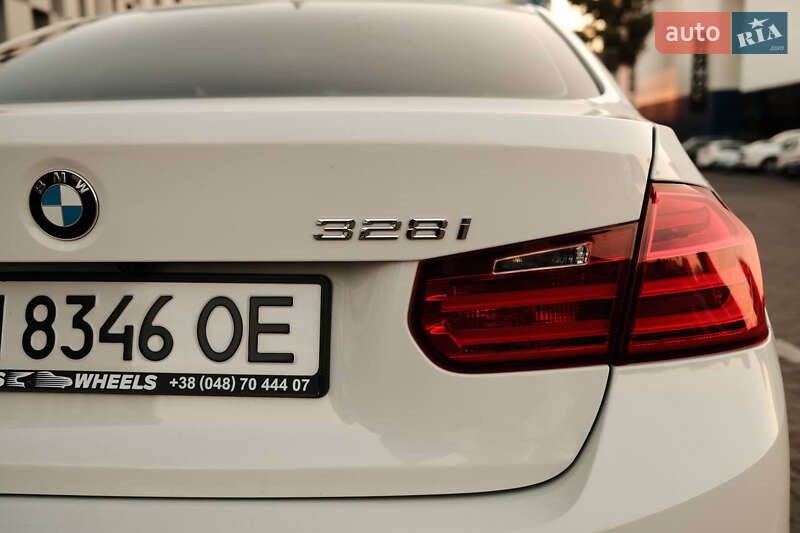 Седан BMW 3 Series 2014 в Киеве