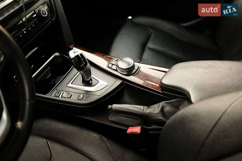 Седан BMW 3 Series 2014 в Киеве