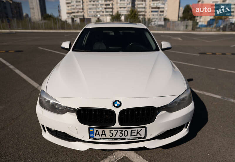 Седан BMW 3 Series 2014 в Києві