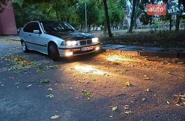 Купе BMW 3 Series 1994 в Херсоні