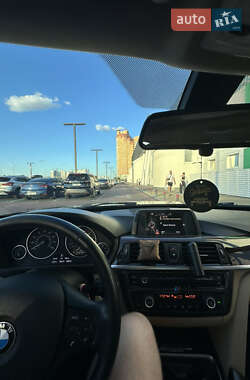 Седан BMW 3 Series 2014 в 