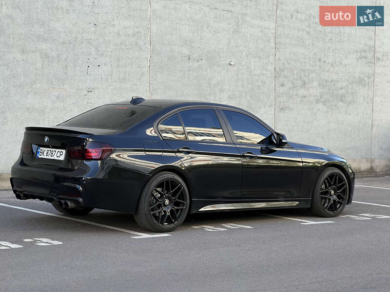 Седан BMW 3 Series 2014 в Ровно