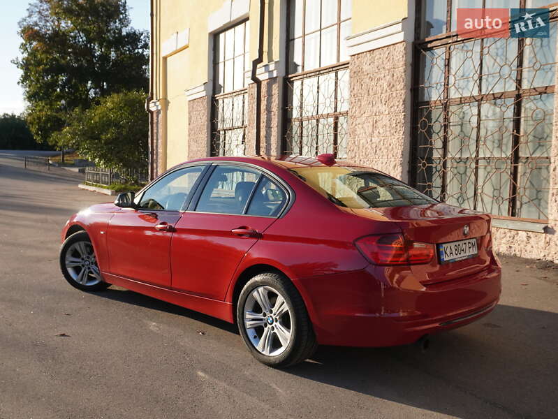 Седан BMW 3 Series 2012 в Киеве