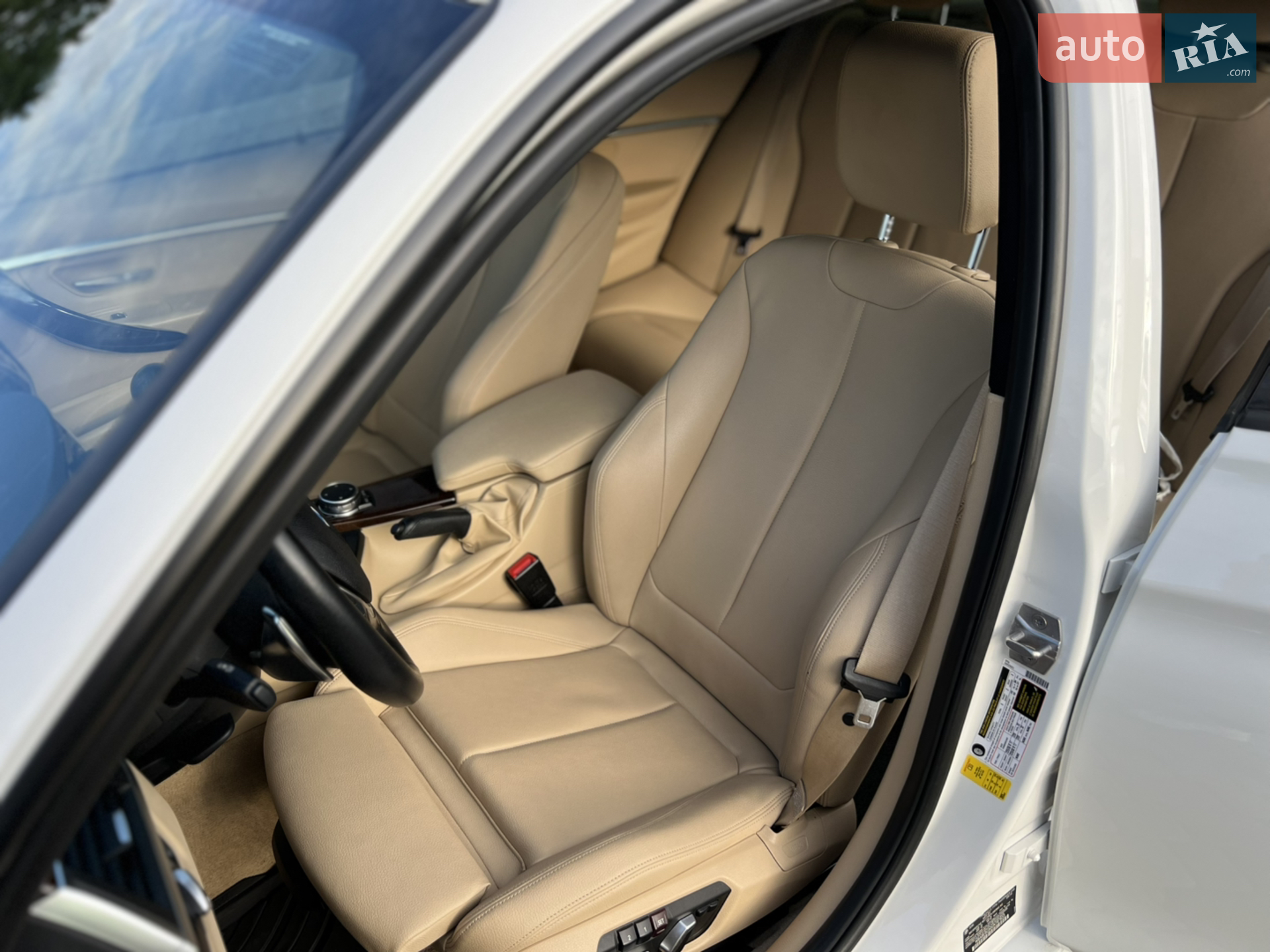2016 BMW 3er - мініатюра 9