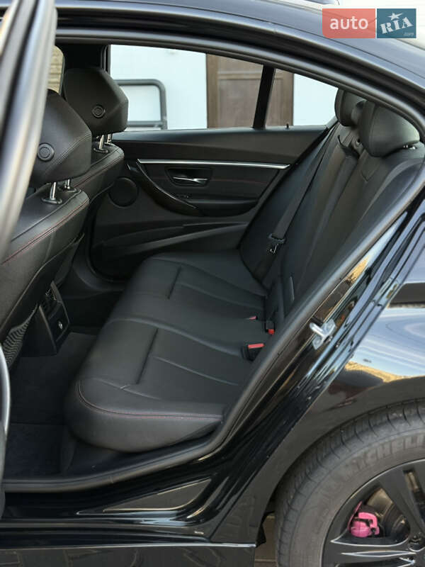 Седан BMW 3 Series 2018 в Луцке фото 36 Седан BMW 3 Series 2018 в Луцке