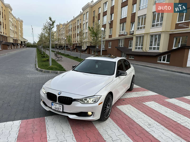 Седан BMW 3 Series 2014 в Киеве