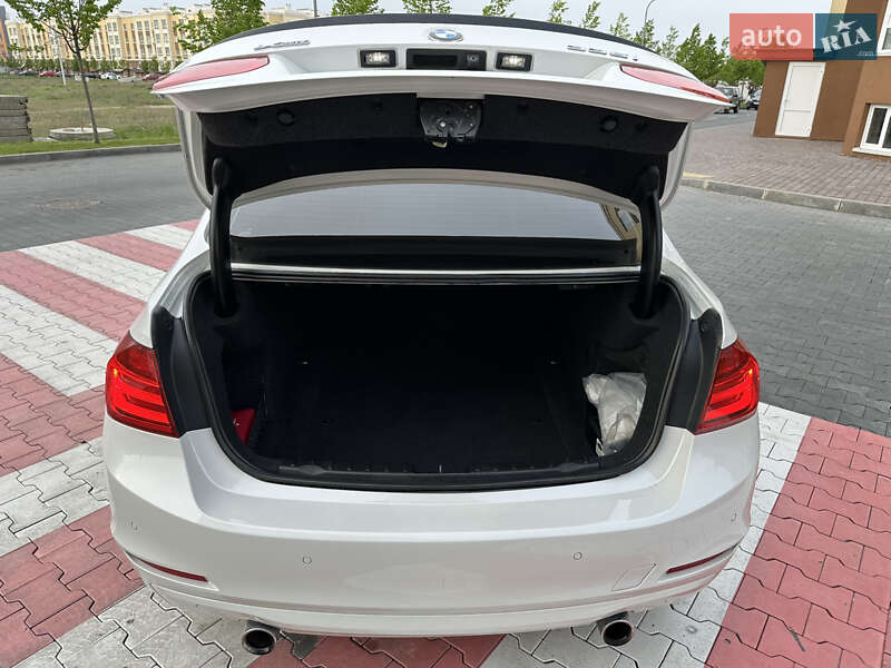 Седан BMW 3 Series 2014 в Киеве