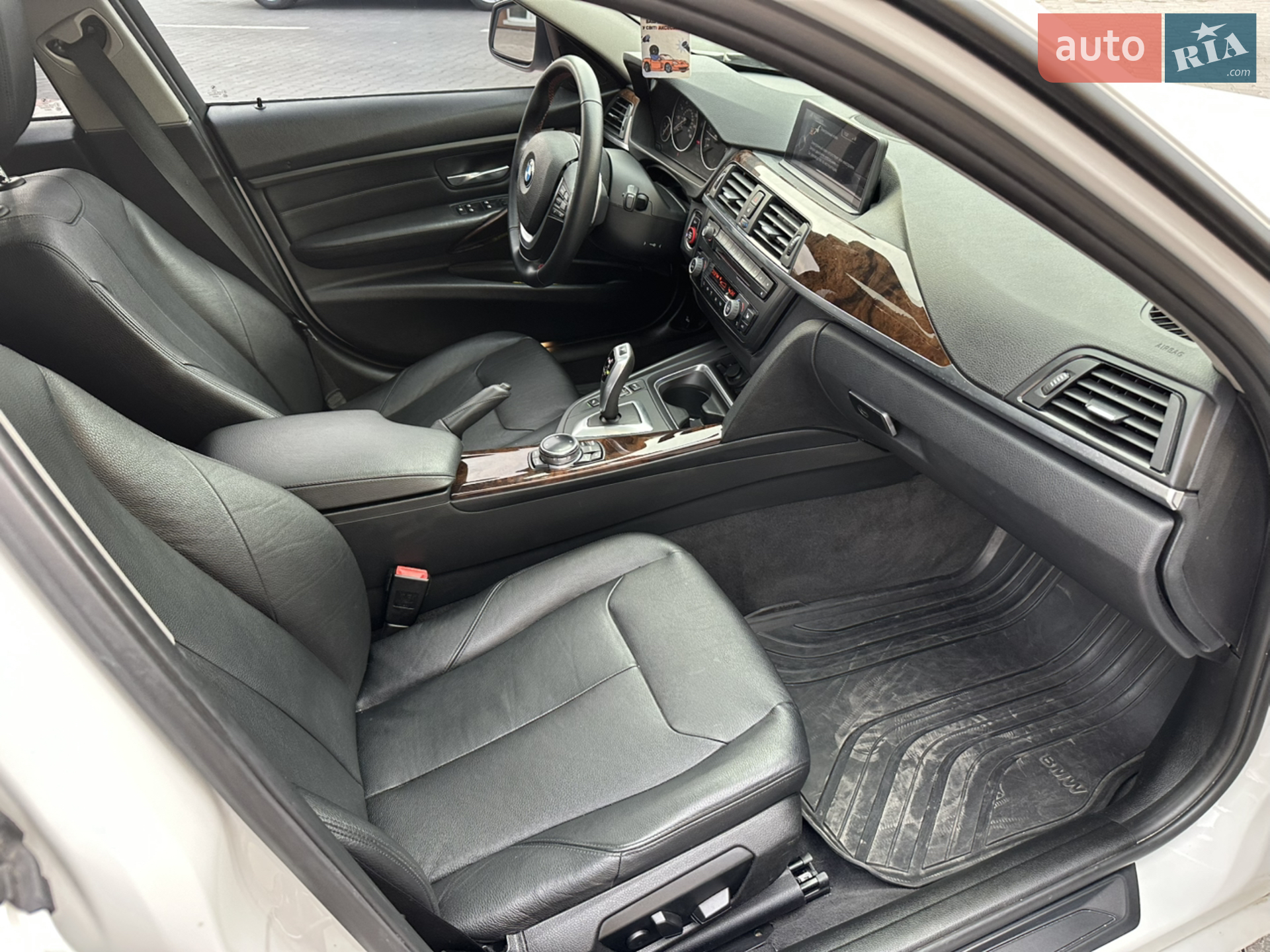 2014 BMW 3er - мініатюра 26