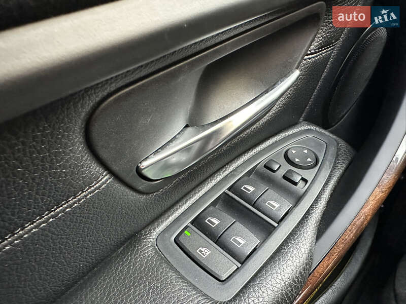 Седан BMW 3 Series 2014 в Киеве