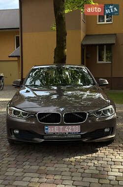 Седан BMW 3 Series 2012 в Тячеве