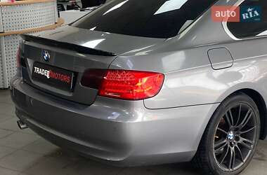 Купе BMW 3 Series 2011 в 