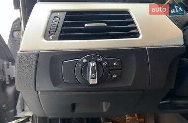 Купе BMW 3 Series 2011 в 