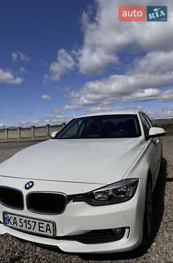 Седан BMW 3 Series 2015 в Солотвині