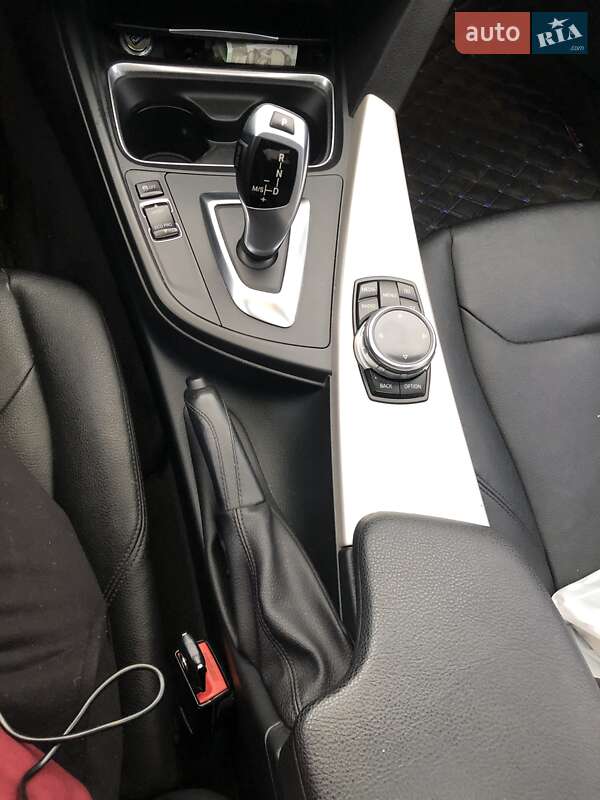 Седан BMW 3 Series 2014 в Киеве