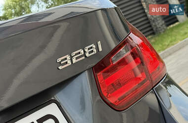 Седан BMW 3 Series 2013 в 