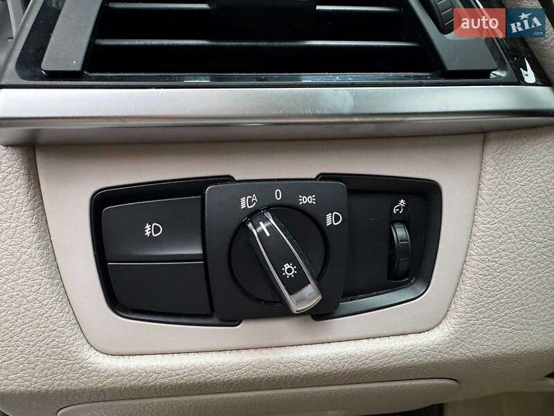 Седан BMW 3 Series 2012 в Киеве