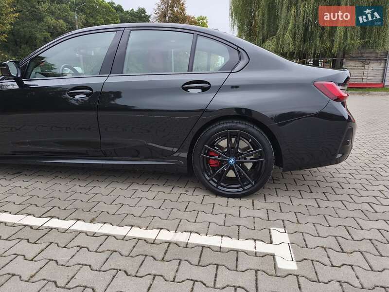 Седан BMW 3 Series 2023 в Виннице
