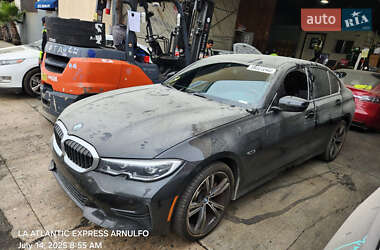 Седан BMW 3 Series 2022 в Киеве