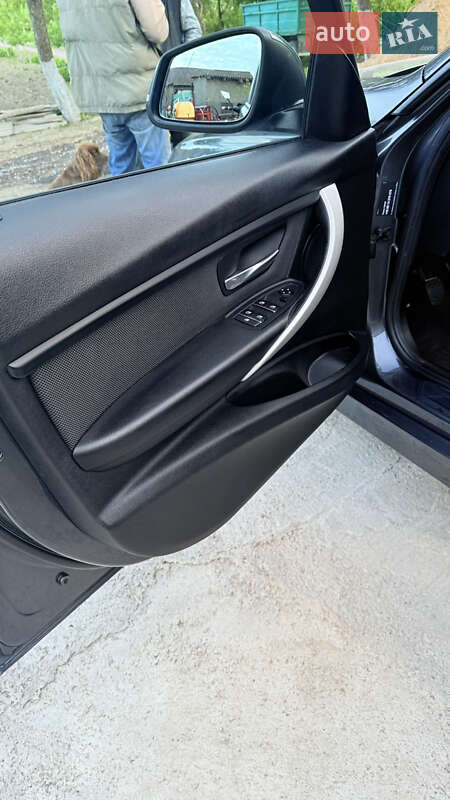 Универсал BMW 3 Series 2015 в Владимире