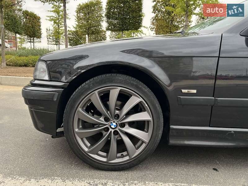 Седан BMW 3 Series 1997 в Умани фото 5 Седан BMW 3 Series 1997 в Умани