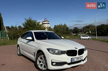 Седан BMW 3 Series 2015 в Львові