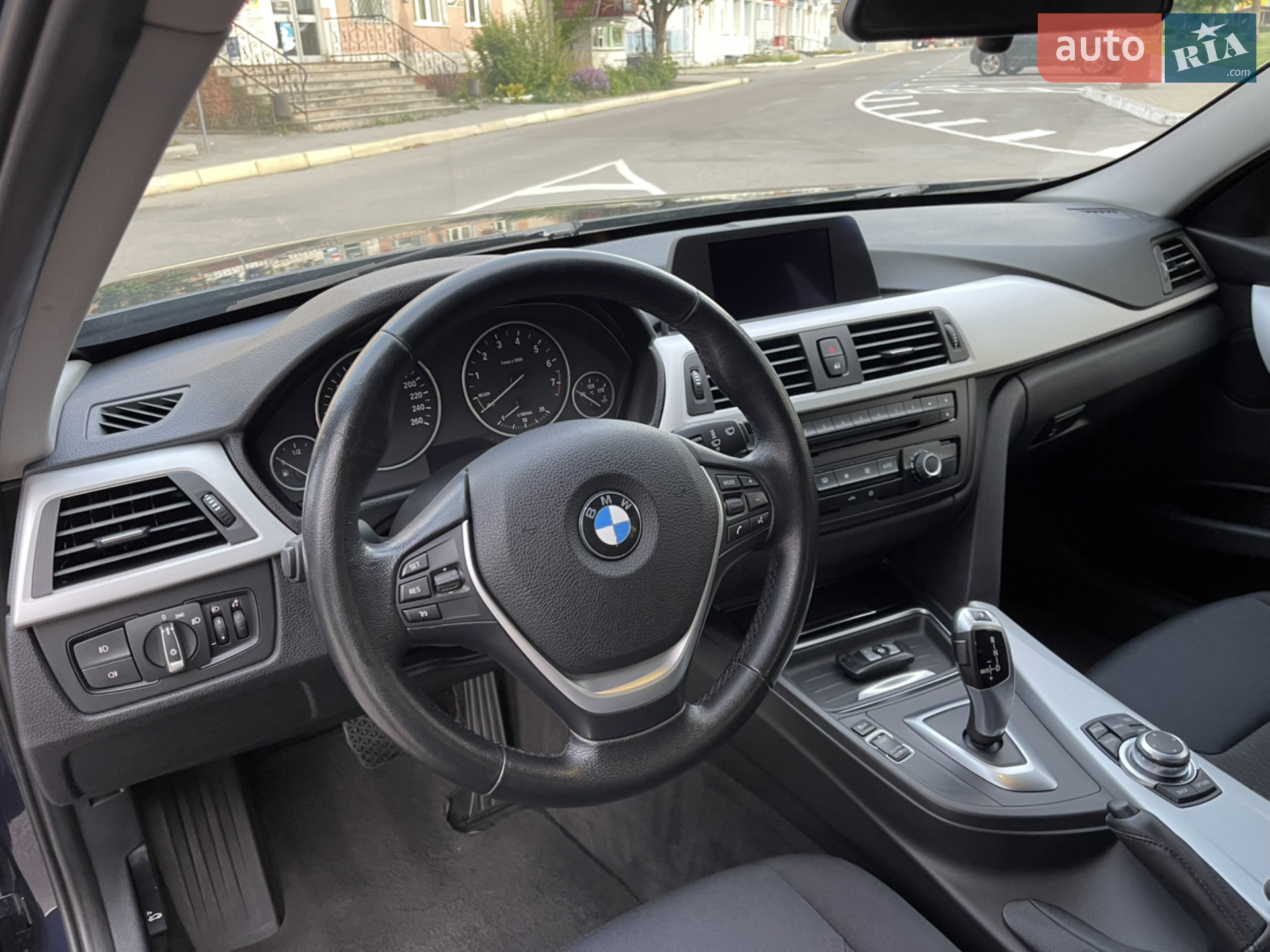 2012 BMW 3er - мініатюра 32