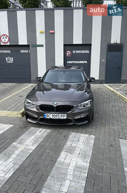 Седан BMW 3 Series 2013 в Львові