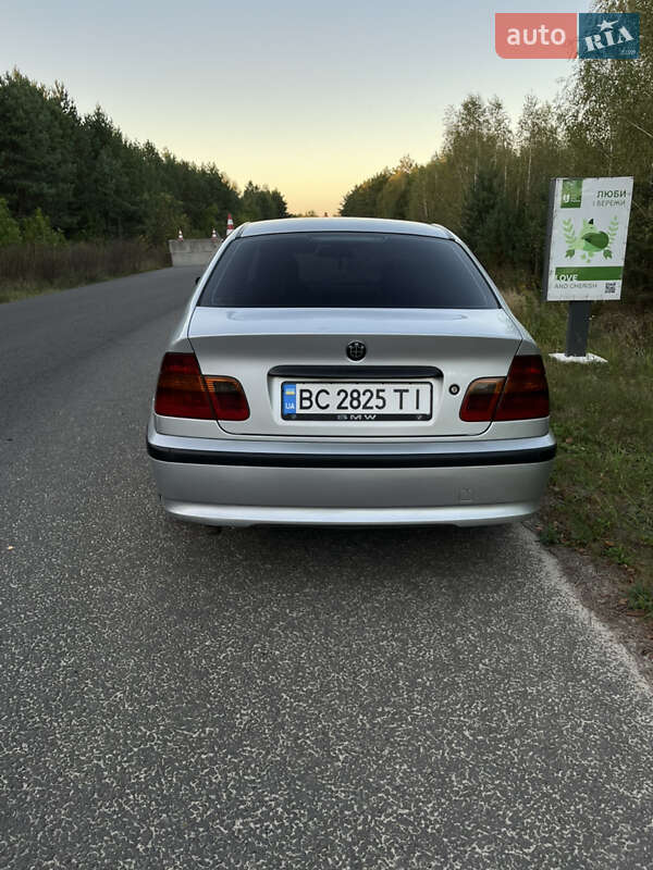 Седан BMW 3 Series 2002 в Дубровице
